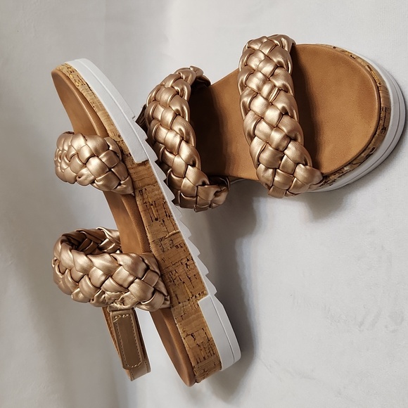 Tahari Gold Open Toe Rope Velcro Closure Cork Heel Summer sandals (girls size 3) - Picture 5 of 15
